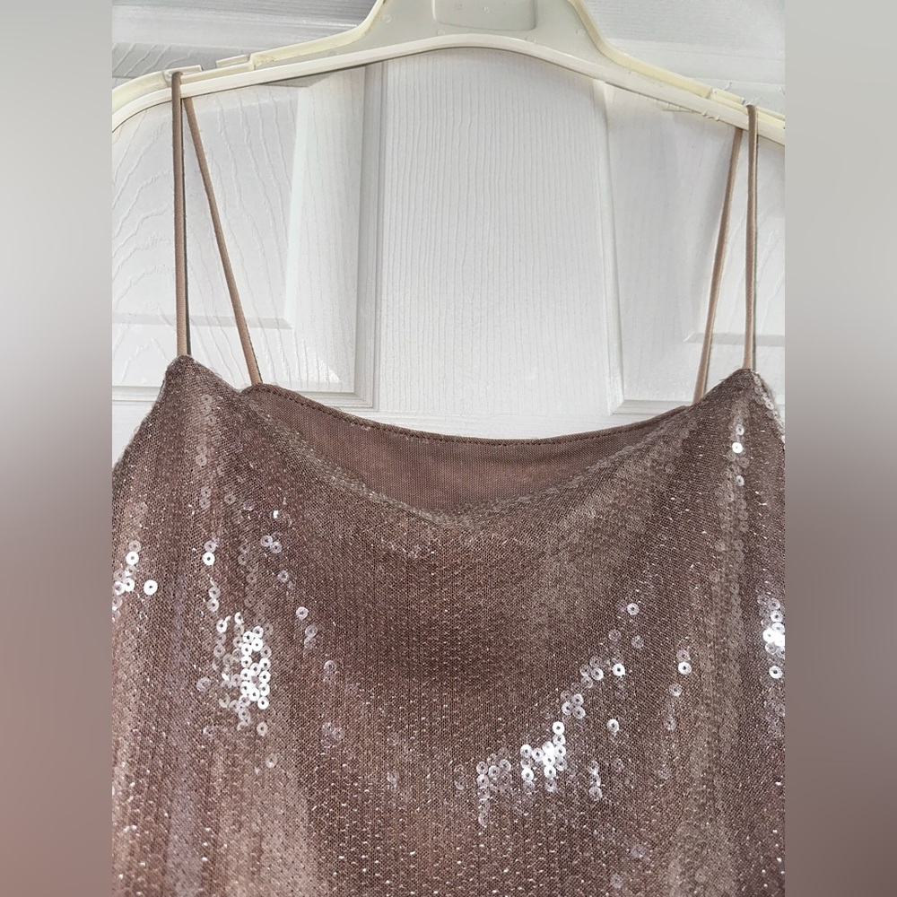 Sequin top - Picture 2 of 5